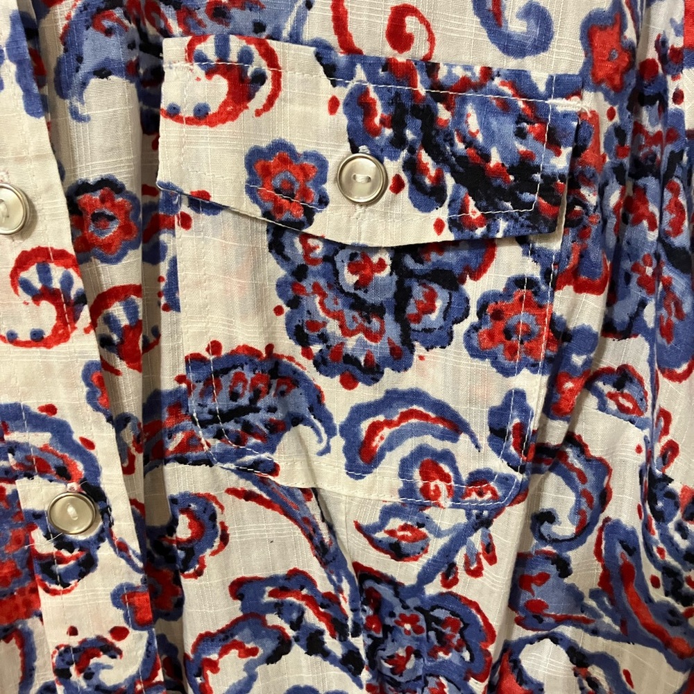 Karen Scott Women’s  Floral Button Down Shirt - Red and Blue - Picture 2 of 8